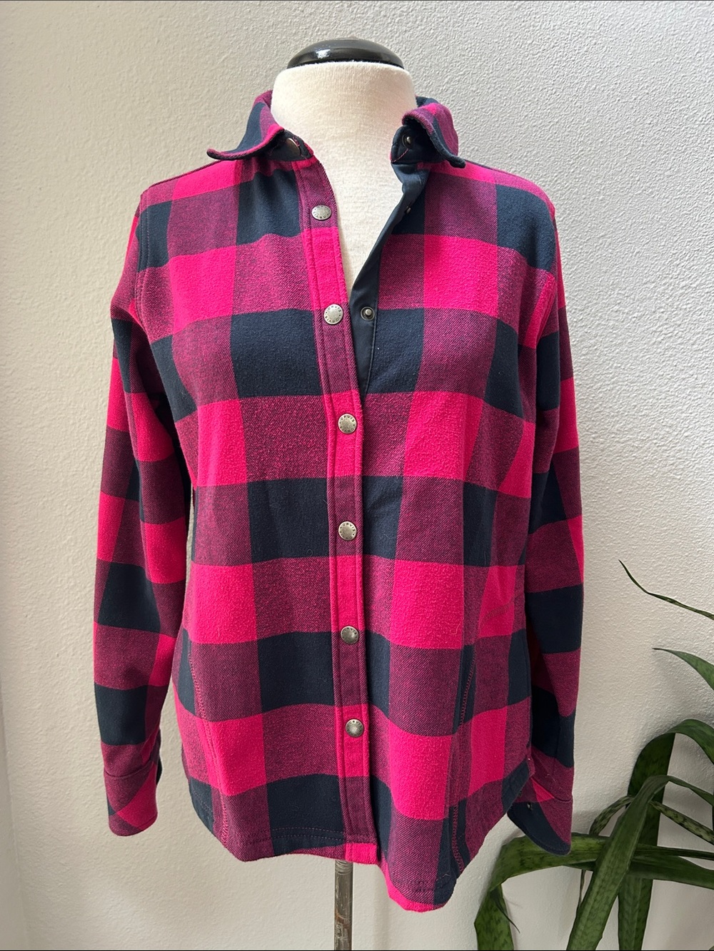 Orvis Pink and Blue Buffalo Plaid Snap-Front Jacket M